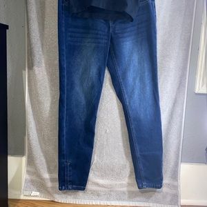 Maternity Jeans SZ SMALL